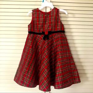 4T Toddler girl sleeveless Christmas, Holidays dress with linings.